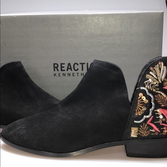 NWT Kenneth Cole Short Ankle Shootie Bootie - Picture 4 of 7